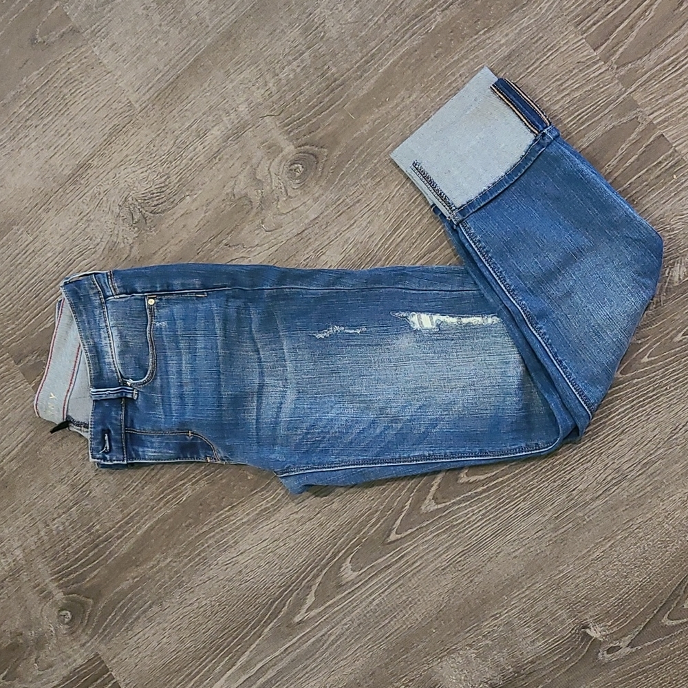 NWOT White House Black Market Mid-Rise Skinny Ankle Jean